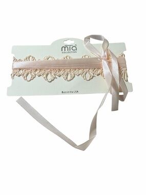 MIA Cream Lace Garter